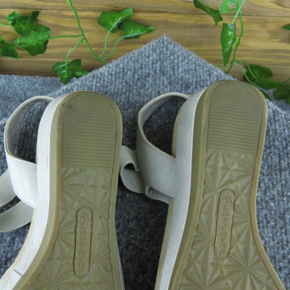 Wear. Ever. Gredda Women Strappy Sandal Shoes Gray Synthetic Size 7.5 Medium - Picture 8 of 9